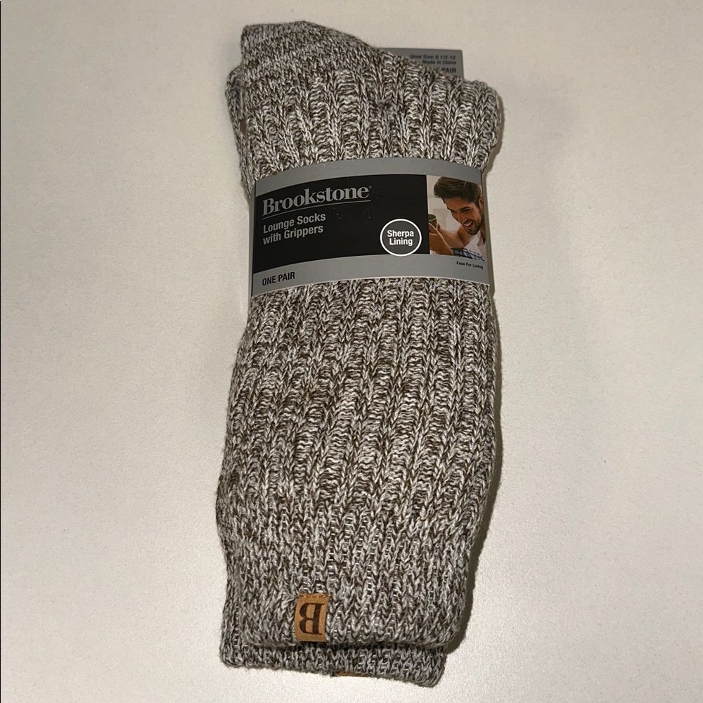 Brookstone Ivory Brown Cable Sweater Knit Soft Heather Sherpa Lounge Socks